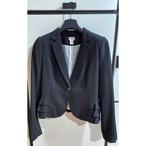 H&M Conscious Collection Short Black Blazer